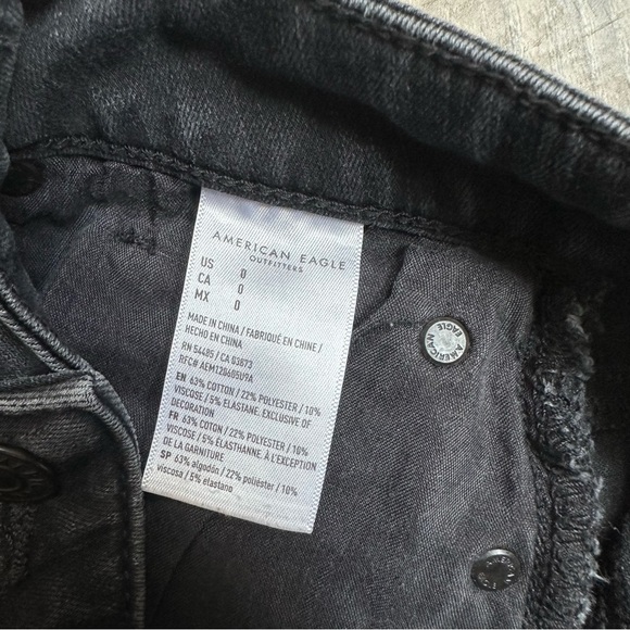 EU American Eagle Outfitters Black Lace Hi-Rise Shorties - Picture 6 of 8